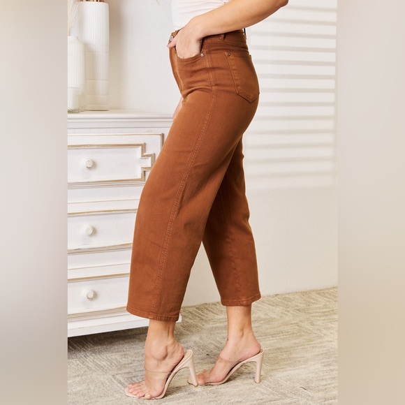 NEW**- SUNDAY CCO Judy Blue Tummy Control Garment Dyed Wide Crop OFFERS WELCOME - Picture 3 of 8